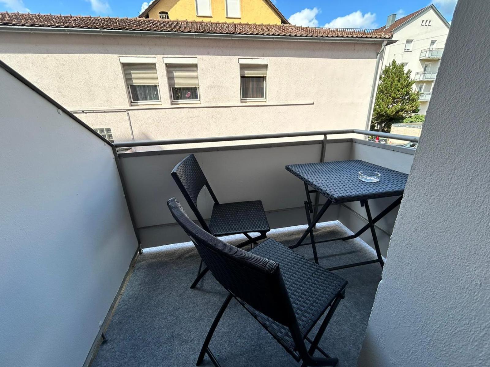 Unter Den Daechern Grillen In Bester Lage Innenstadt Stellplatz 海尔布隆 外观 照片
